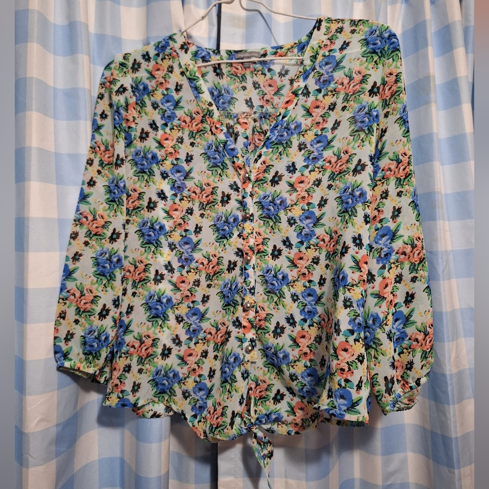 Charlotte Russe Women's Floral Blouse